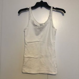 🌟3 FOR $10🌟 White tank top